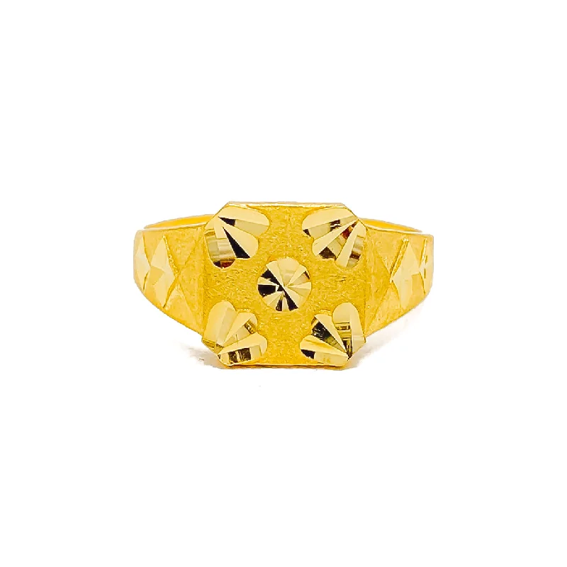 Shimmering Classy Men's 22k Gold Ring