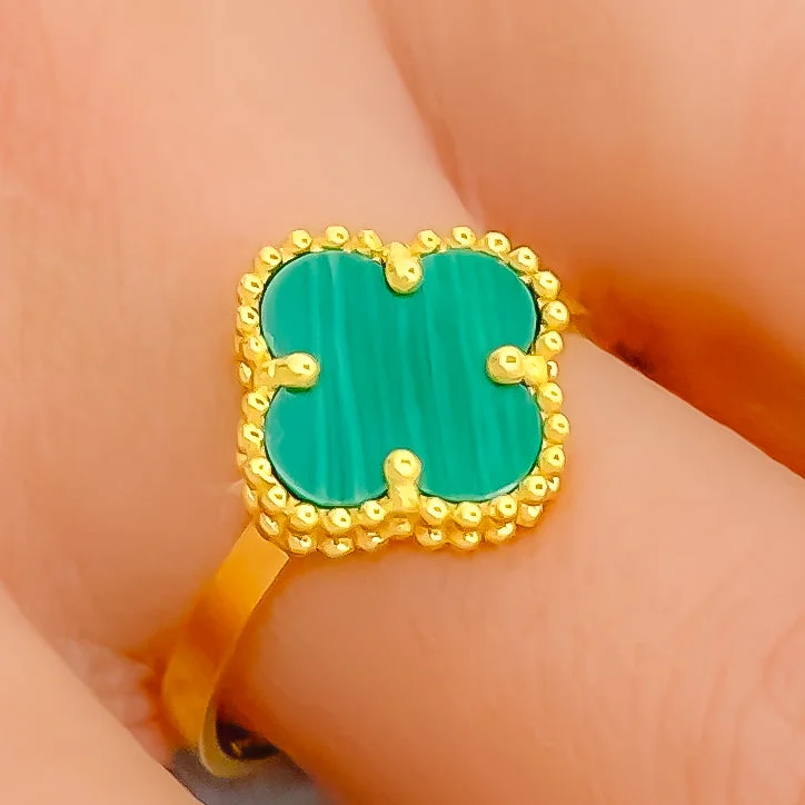 Glam Decadent 21K Gold Clover Ring - Size 7.25