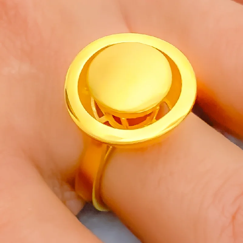 Majestic Round 22k Gold Ring