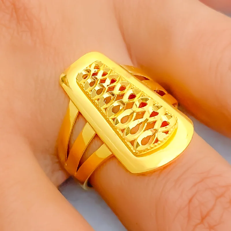 Modest Blooming 22k Gold Ring