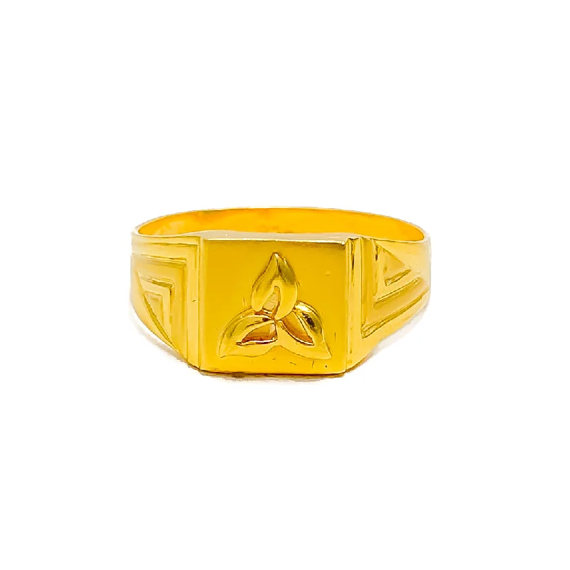 Stylish Sleek Men's 22k Gold Ring