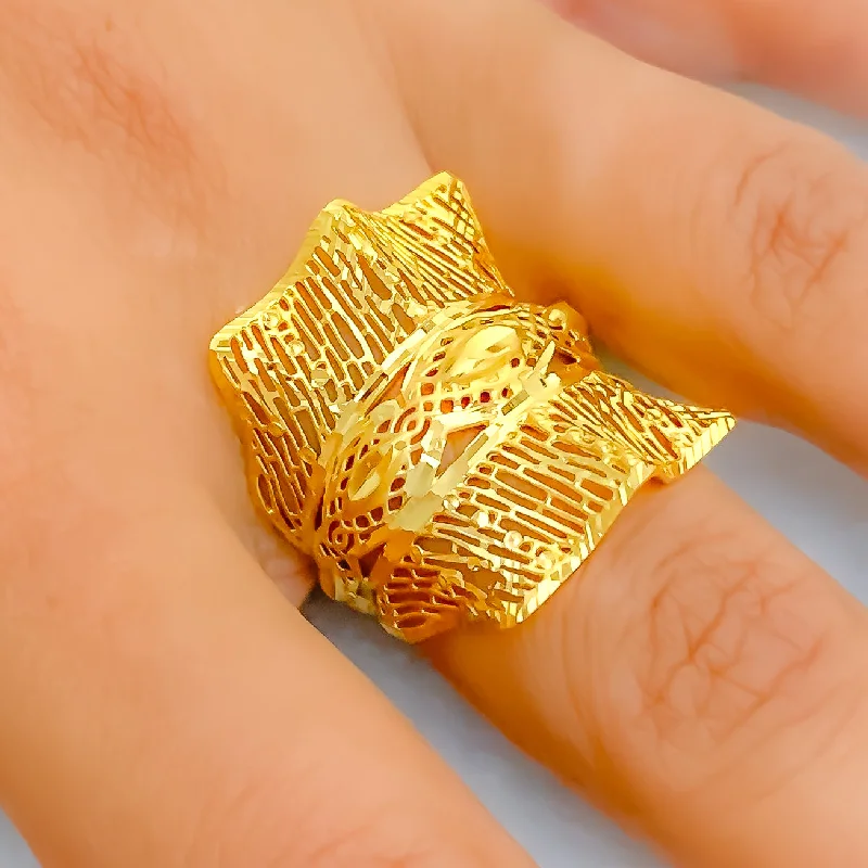 Unique Contemporary 22k Gold Ring