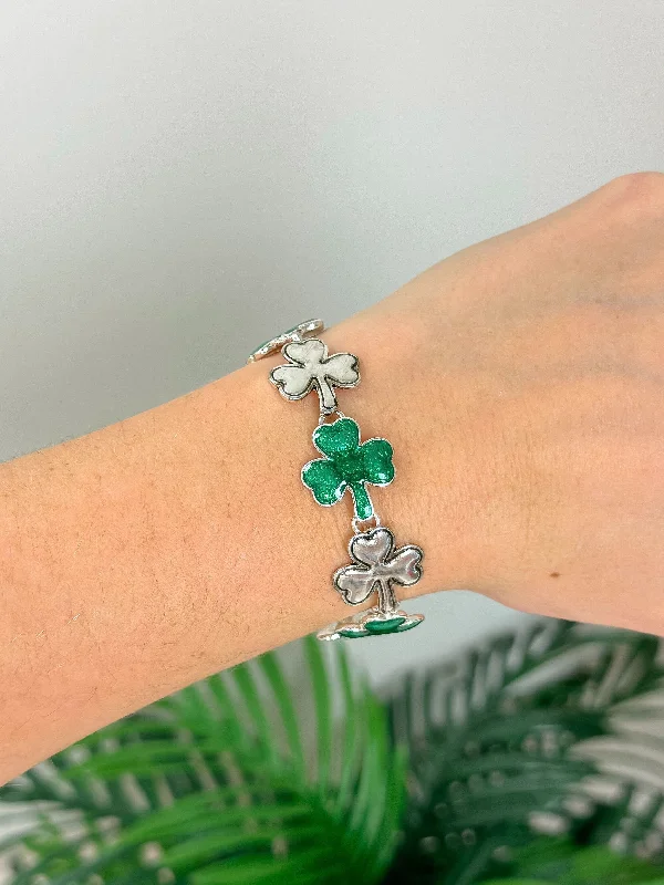 Magnetic Clover Bracelet